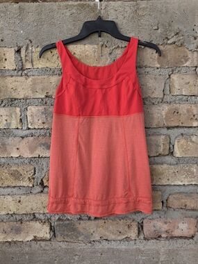 ​Lululemon Red Pleated Back Run Tank Top - Size 4 (Estimated)